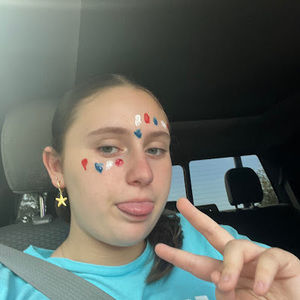 Meet your Posher, Lilly